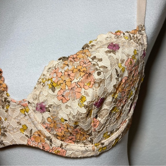 NWT VICTORIA’S SECRET 32DD BBV Unlined Demi Floral Lace Underwire Bra - Picture 2 of 13